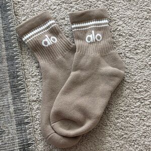 ALO Yoga Taupe Crew Socks with White Stripes